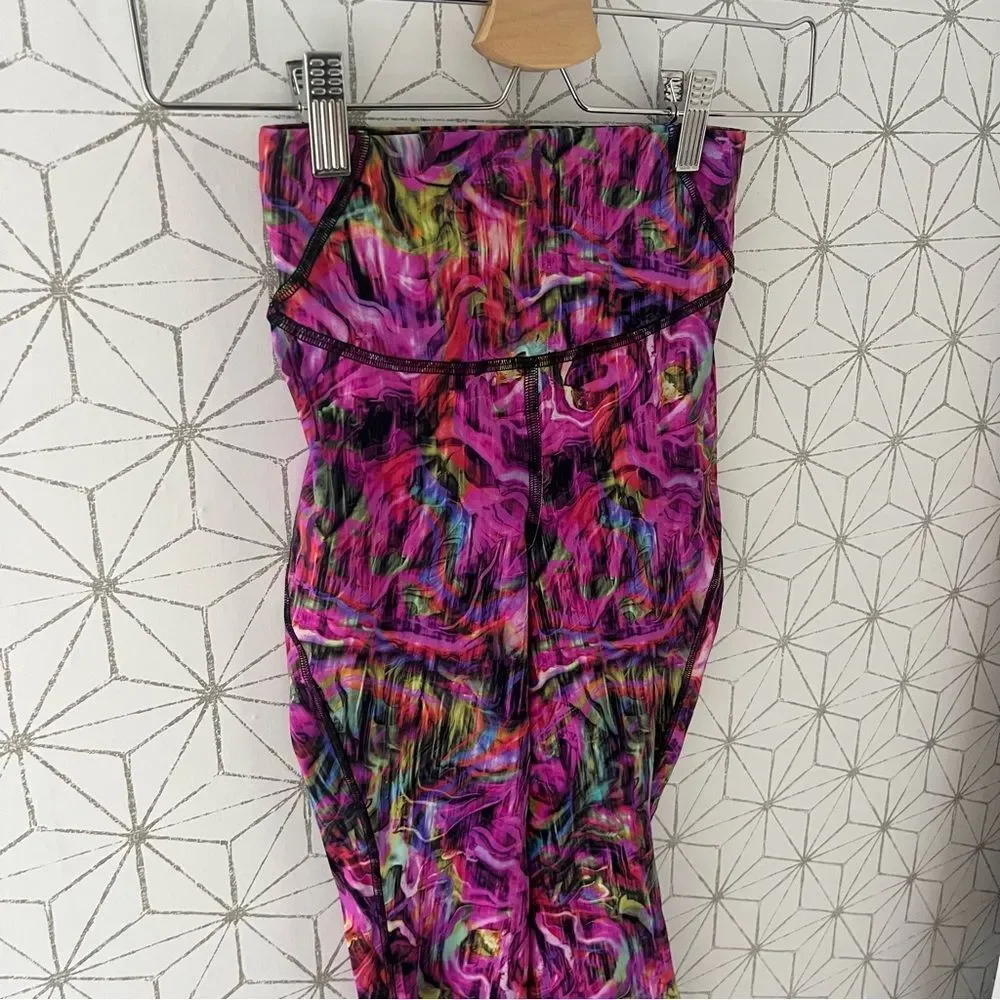 Lululemon Base Pace High-Rise Running Tight 25